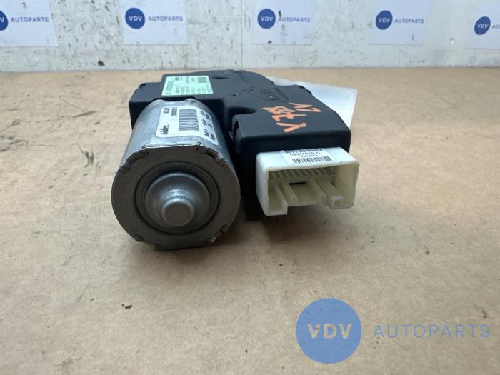Moteur toit ouvrant Mercedes B-Klasse