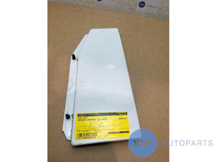 Pokrywa wlewu paliwa Mercedes Sprinter