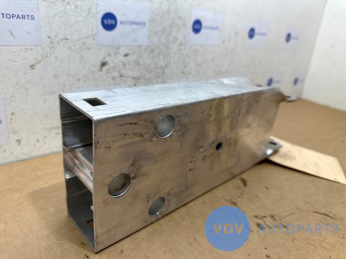 Support (divers) Mercedes EQB