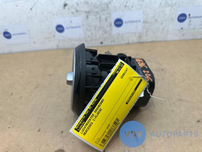 Grille aération tableau de bord Mercedes C-Klasse