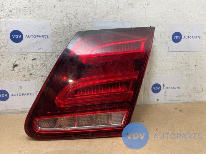 Feu arrière droit Mercedes E-Klasse