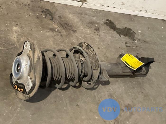 Fronts shock absorber, left Mercedes E-Klasse