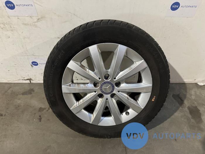 Felge + Reifen Mercedes CLA