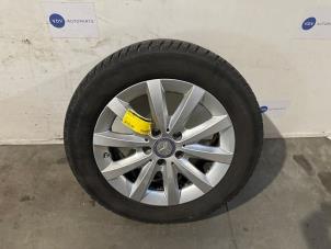 Gebruikte Velg + Band Mercedes CLA (117.3) 2.2 CLA-220 CDI 16V 4-Matic Prijs € 60,50 Inclusief btw aangeboden door Autoparts Van De Velde