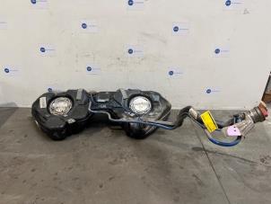 Gebruikte Tank Mercedes GLK (204.7/9) 2.2 200 CDI 16V BlueEfficiency Prijs € 181,50 Inclusief btw aangeboden door Autoparts Van De Velde