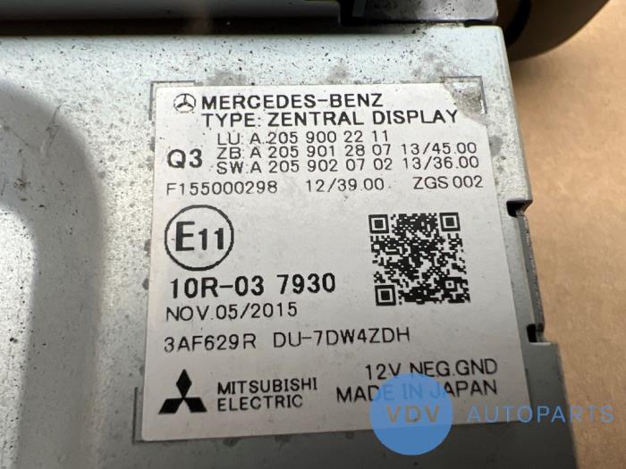 Navigation Display Mercedes C-Klasse