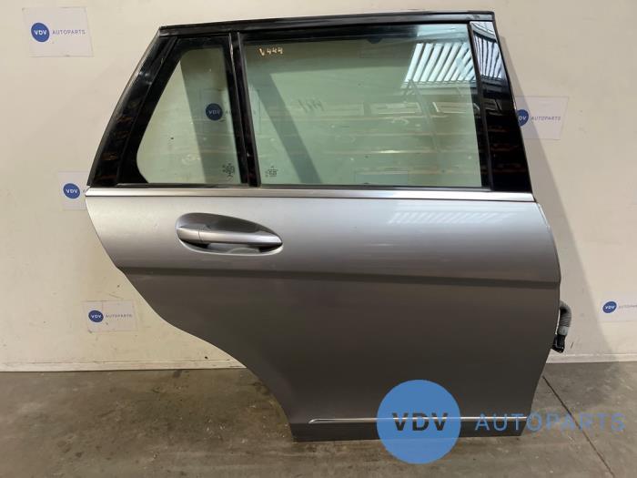 Rear door 4-door, right Mercedes C-Klasse