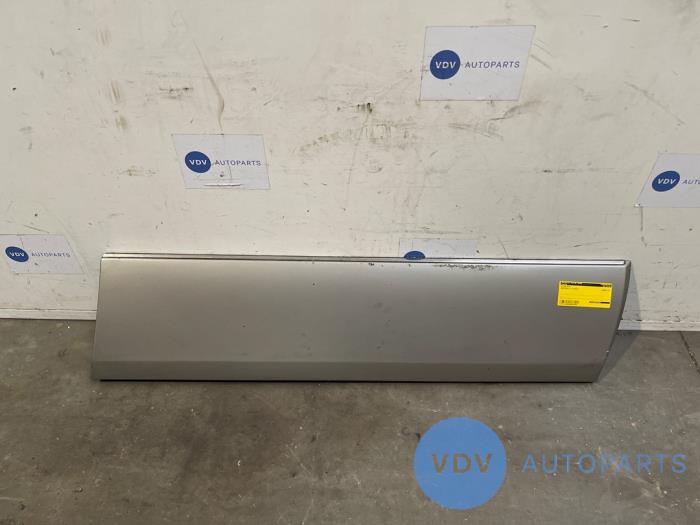 Listwa ozdobna Mercedes E-Klasse