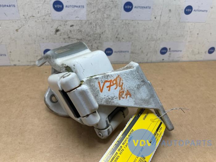 Rear door hinge, right Mercedes Vito