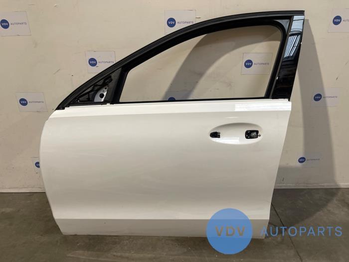 Door 4-door, front left Mercedes C-Klasse