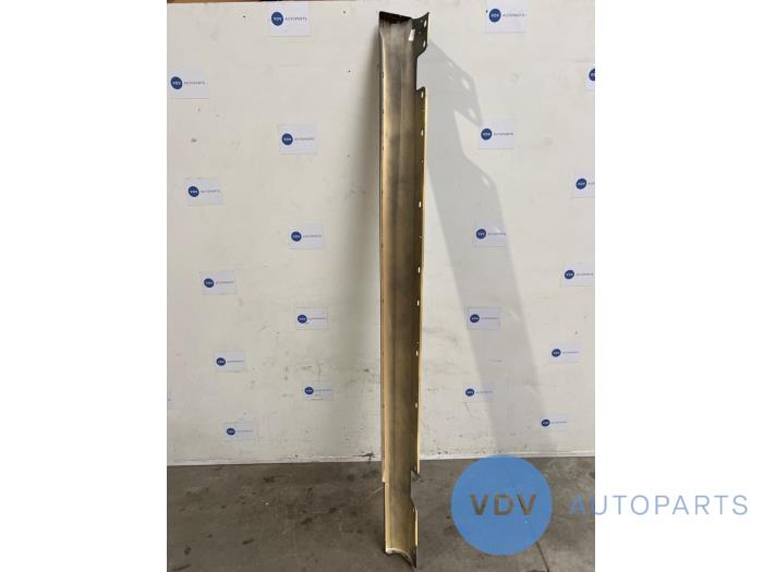 Dorpel rechts Mercedes E-Klasse