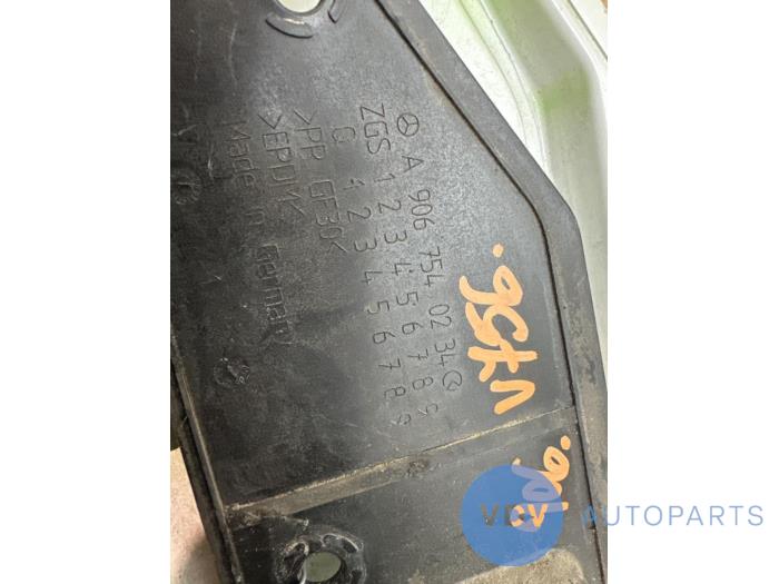 Pokrywa wlewu paliwa Mercedes Sprinter