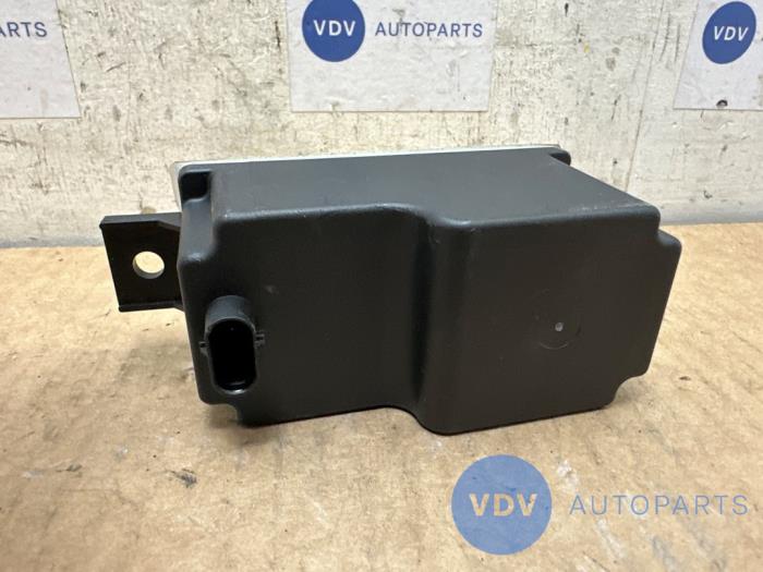 Voltage regulator Mercedes C-Klasse