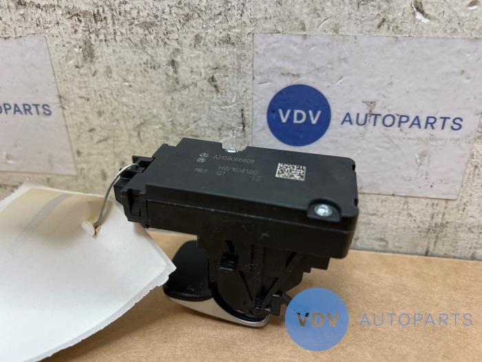 Handrem Mechaniek Mercedes E-Klasse