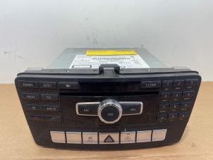 Gebruikte Radio Mercedes SLK (R172) 2.1 250 CDI 16V BlueEFFICIENCY Prijs € 211,75 Inclusief btw aangeboden door Autoparts Van De Velde