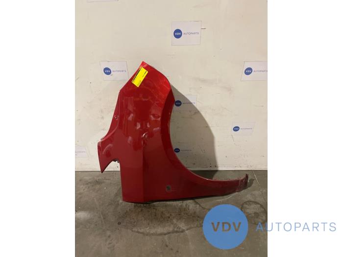 Front wing, right Mercedes Vito