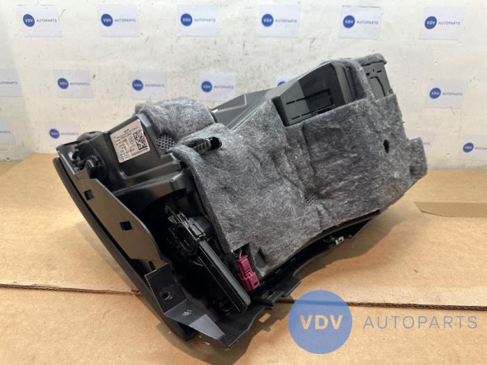 Boîte à gants Mercedes GLC-Klasse