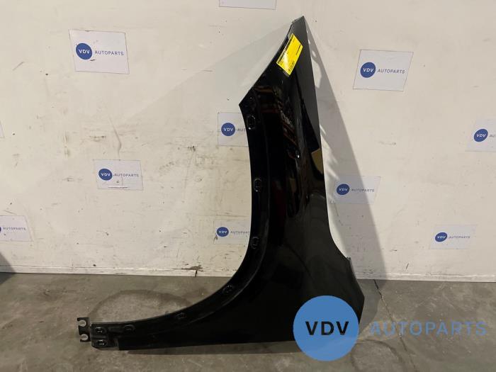 Front wing, left Mercedes GLA