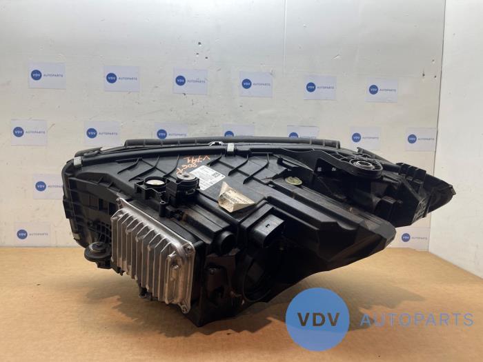 Headlight, right Mercedes C-Klasse