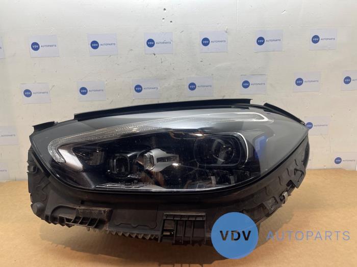 Headlight, left Mercedes C-Klasse