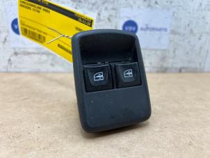 Gebruikte Combischakelaar ramen Mercedes Citan (415.6) 1.2 16V TCE 112 Prijs € 30,25 Inclusief btw aangeboden door Autoparts Van De Velde