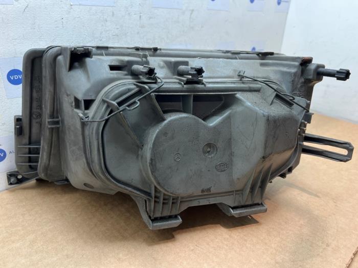 Headlight, right Mercedes 190E/D
