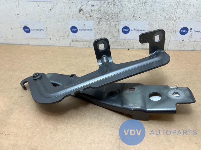 Charnière capot Mercedes B-Klasse