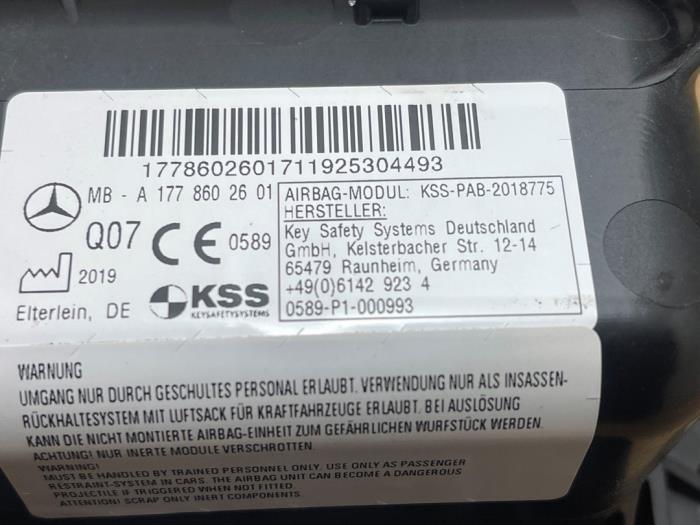 Right airbag (dashboard) Mercedes A-Klasse