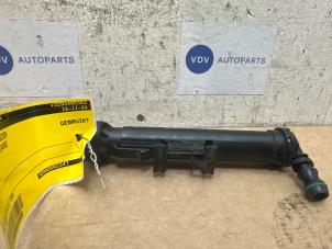 Gebruikte Koplampsproeier pomp Mercedes GLK (204.7/9) 2.0 250 16V 4-Matic Prijs € 24,20 Inclusief btw aangeboden door Autoparts Van De Velde