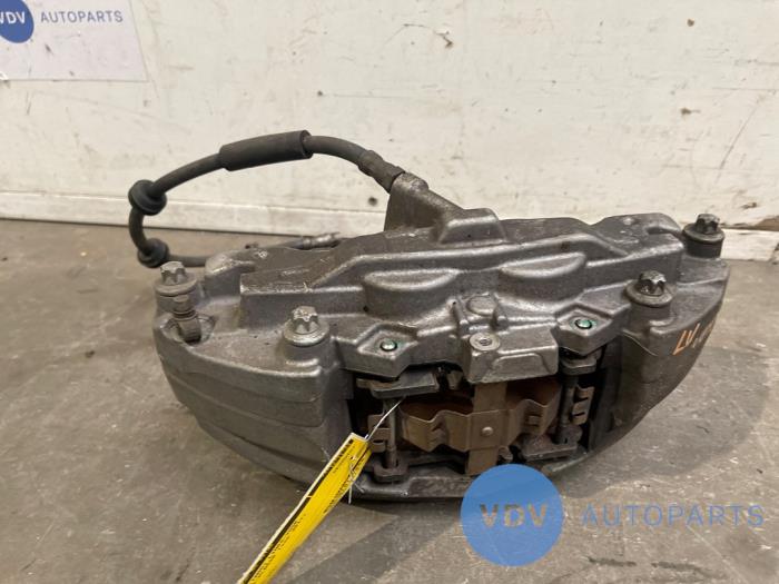 Bremszange links vorne Mercedes C-Klasse