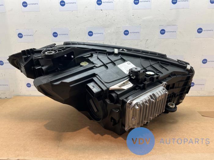 Phare gauche Mercedes C-Klasse