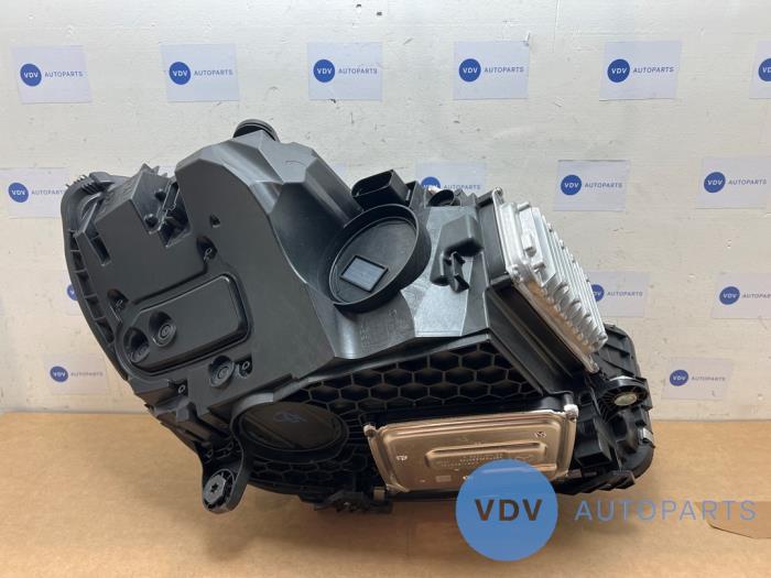 Phare gauche Mercedes C-Klasse