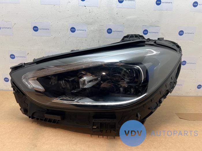 Headlight, left Mercedes C-Klasse