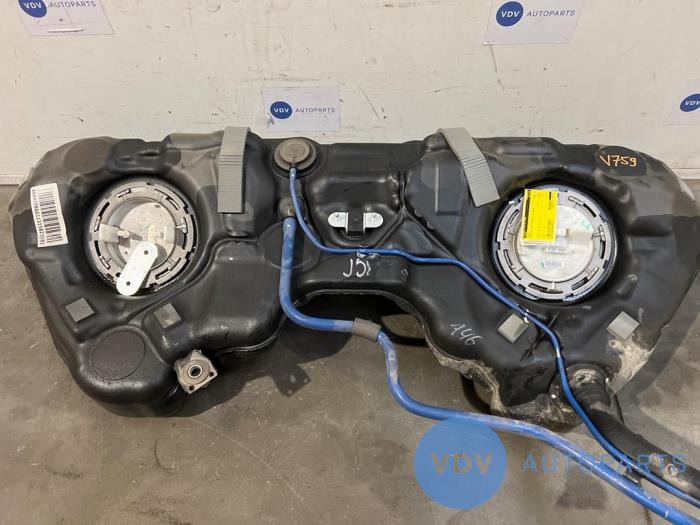 Réservoir de carburant Mercedes GLK-Klasse