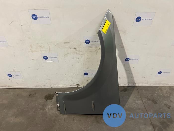 Front wing, left Mercedes C-Klasse