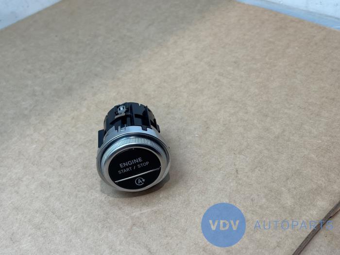 Engine management computer Mercedes C-Klasse