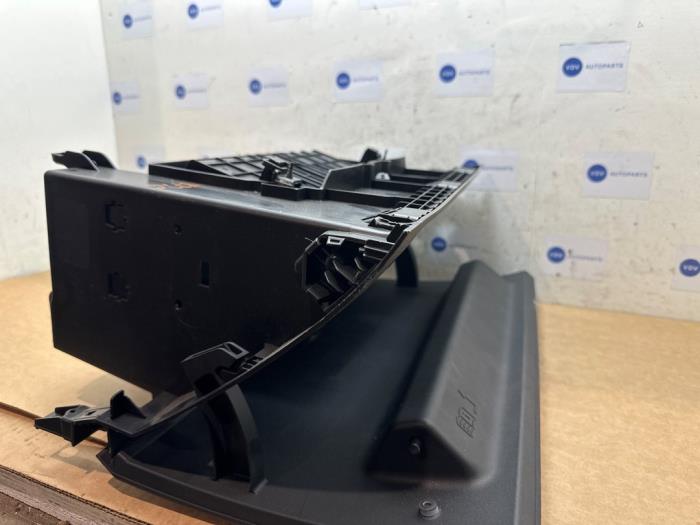 Glovebox Mercedes A-Klasse
