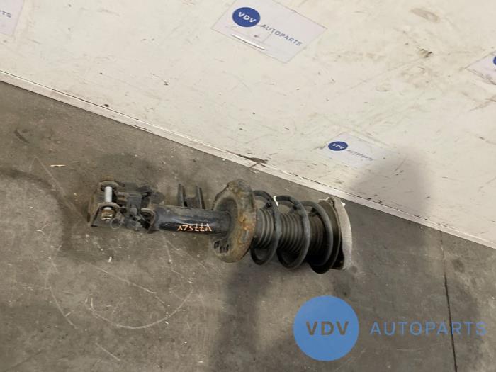 Amortyzator wstrzasów lewy przód Mercedes B-Klasse