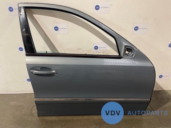 Front door 4-door, right Mercedes E-Klasse