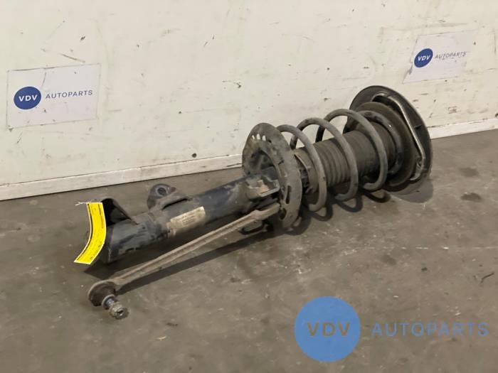 Fronts shock absorber, left Mercedes E-Klasse