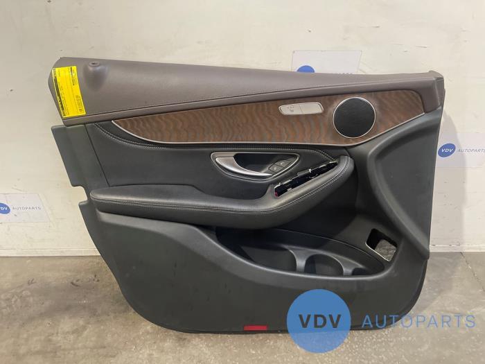 Tapizado de puerta de 4 puertas izquierda delante Mercedes GLC-Klasse