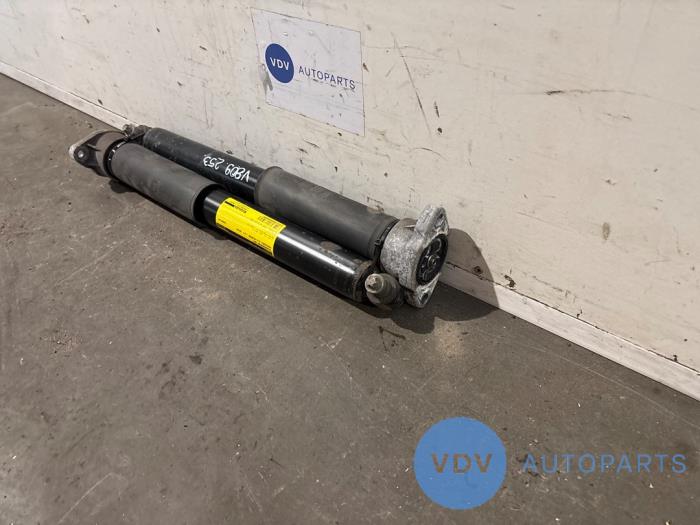 Zestaw amortyzatorów Mercedes GLC-Klasse