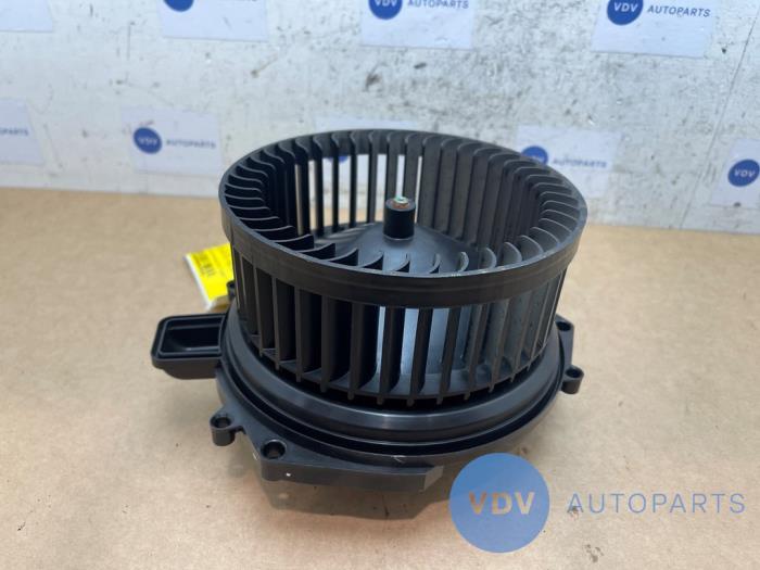 Heating and ventilation fan motor Mercedes C-Klasse