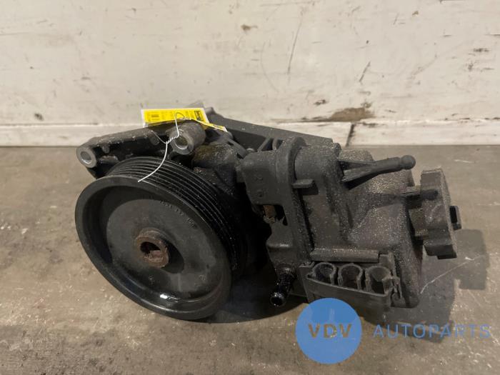 Pompa wspomagania kierownicy Mercedes Sprinter