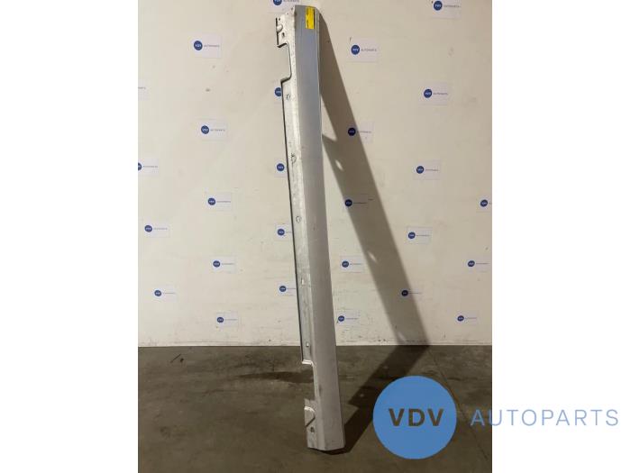 Próg prawy Mercedes E-Klasse