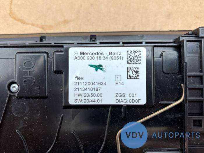 Oswietlenie wewnetrzne przód Mercedes C-Klasse