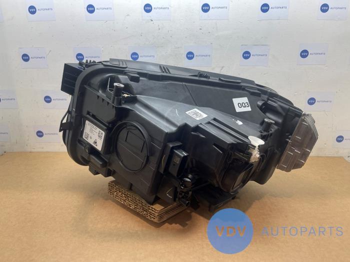 Reflektor prawy Mercedes GLB-Klasse