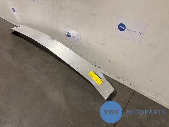 Chassisstreifen vorne Mercedes CLA