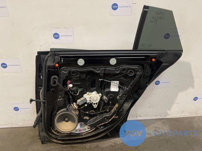 Portier 4Deurs rechts-achter Mercedes CLA