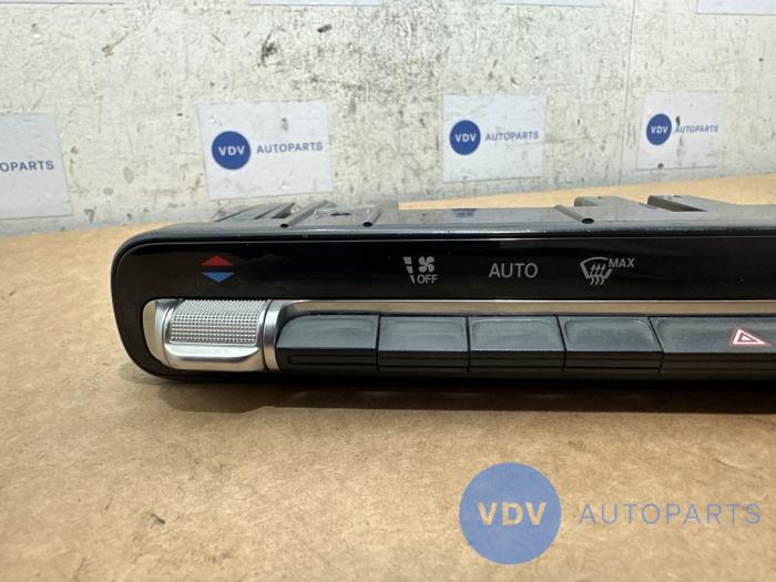 Panel sterowania nagrzewnicy Mercedes CLA